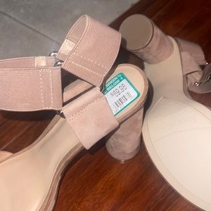 Franco Sarto women’s sandal pump brand new size 9